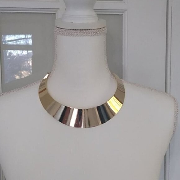 NWOT Chloe & Theodora Statement Collar Necklace - Picture 2 of 9